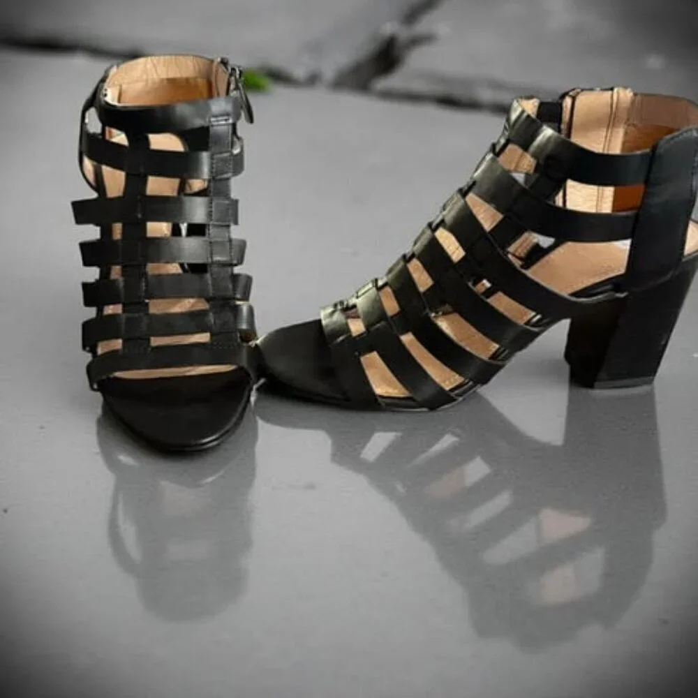 HAYDEN BLACK STRAPPY SHOE